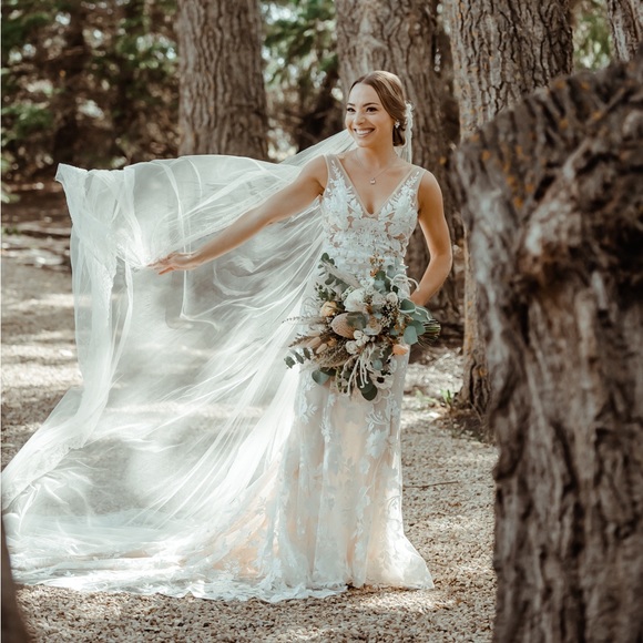 Stevie by Made with Love Wedding Dress - Picture 2 of 5